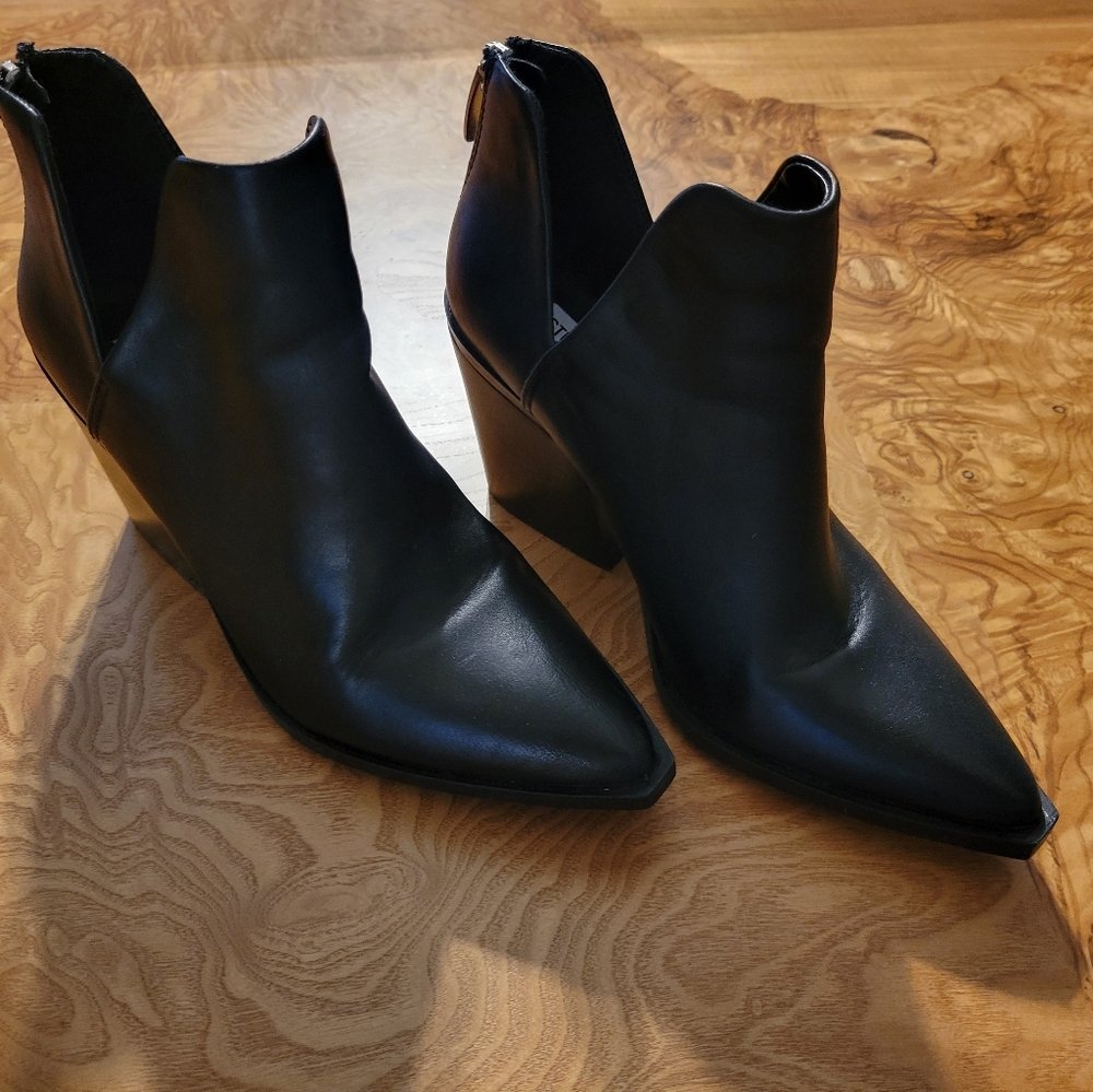 Steve Madden Black Leather Boots